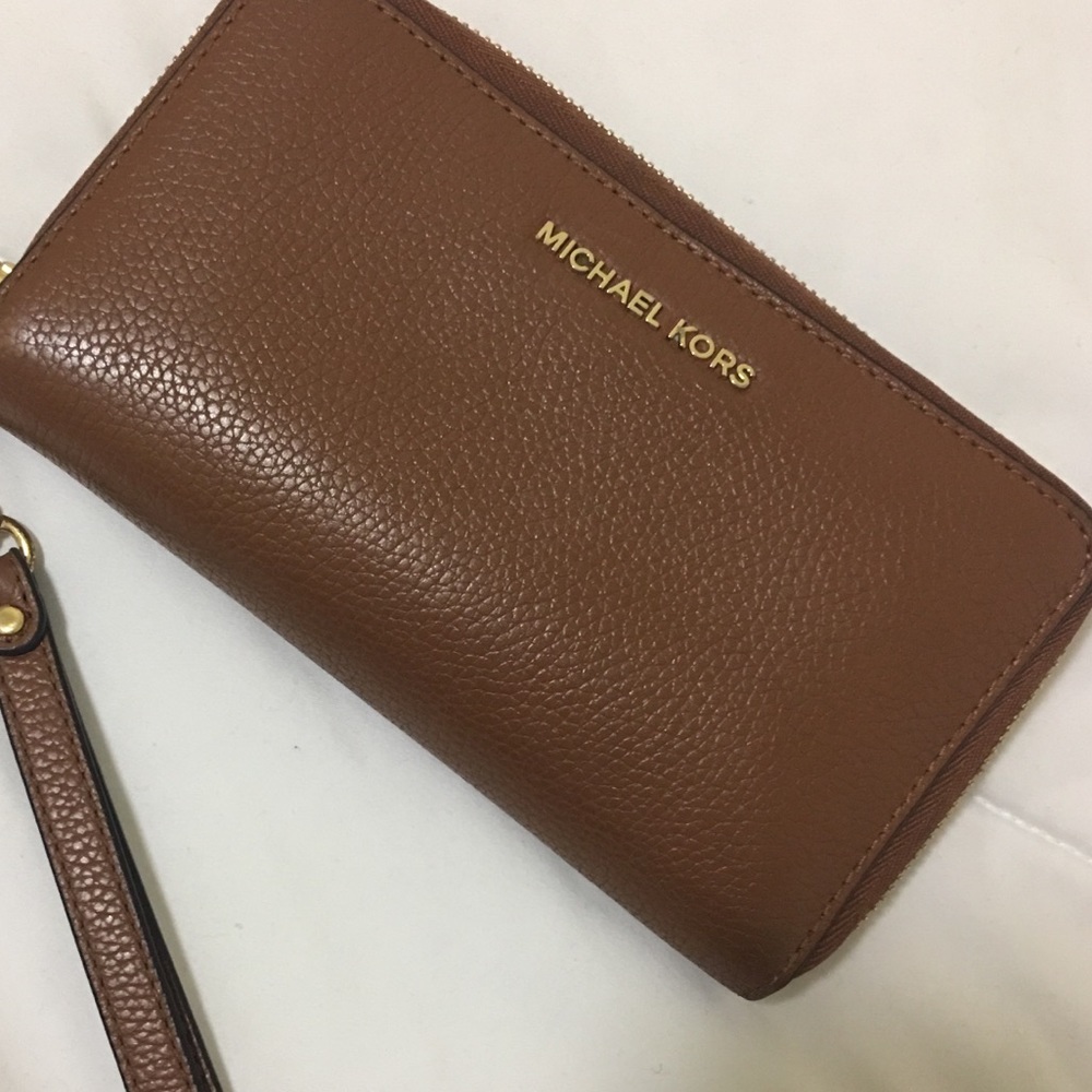 Michael Kors wallet